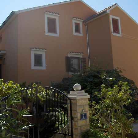Apartments Beba Mali Losinj Ngoại thất bức ảnh
