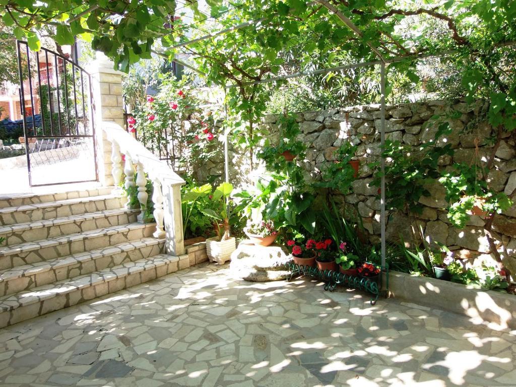 Apartments Beba Mali Losinj Ngoại thất bức ảnh