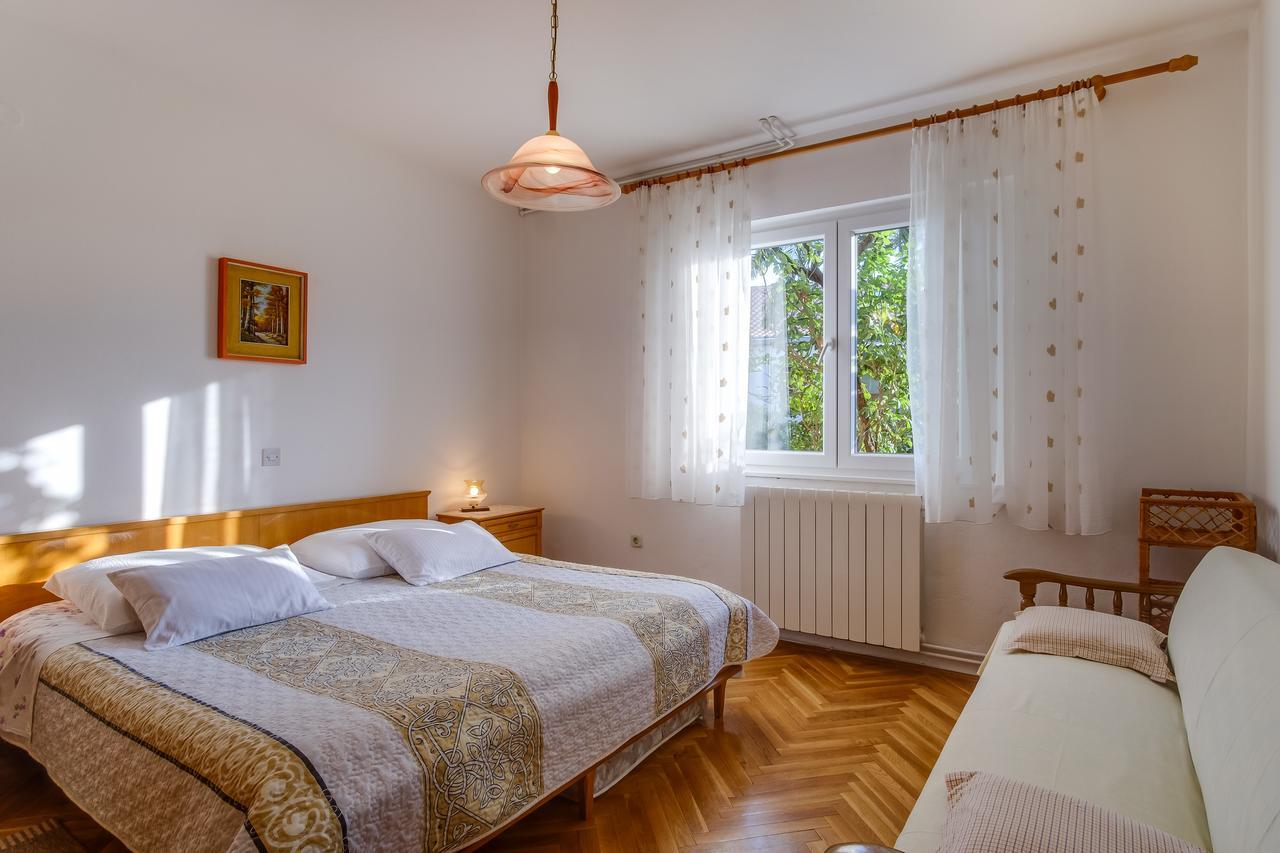 Apartments Beba Mali Losinj Ngoại thất bức ảnh