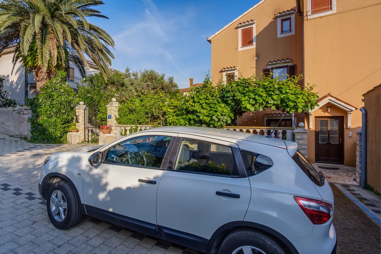 Apartments Beba Mali Losinj Ngoại thất bức ảnh