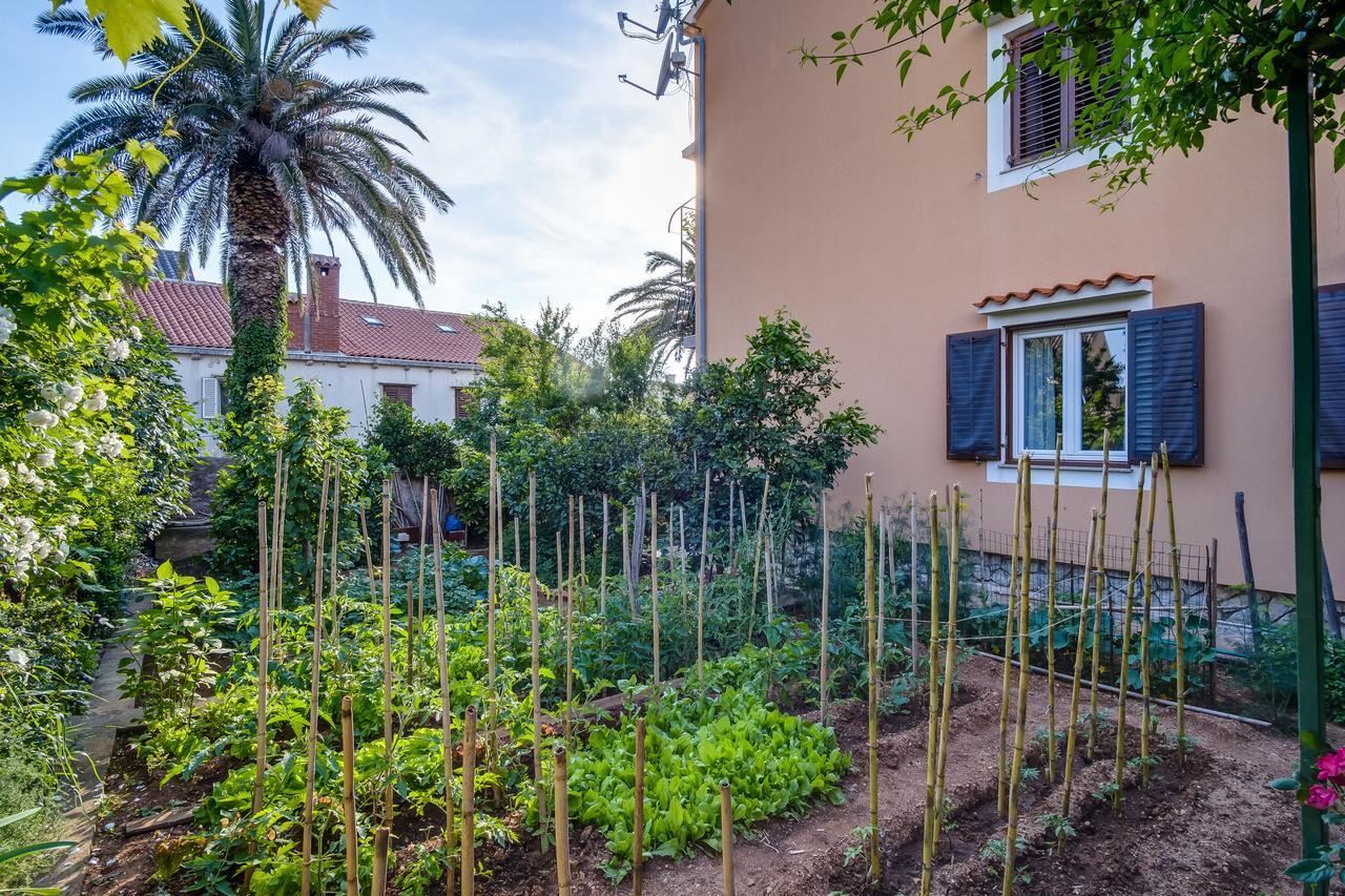 Apartments Beba Mali Losinj Ngoại thất bức ảnh